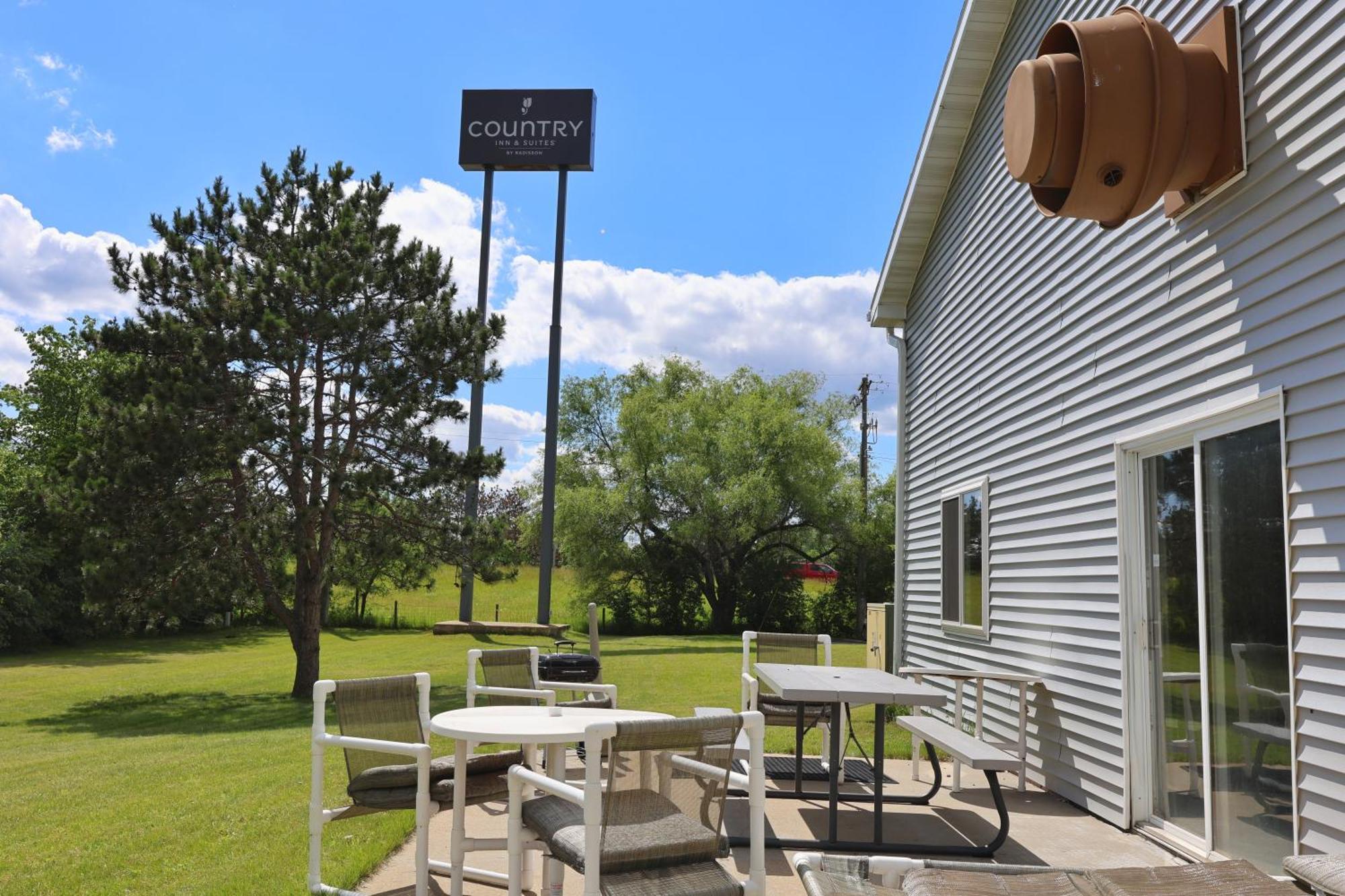 Country Inn & Suites By Radisson, Sparta, Wi Luaran gambar