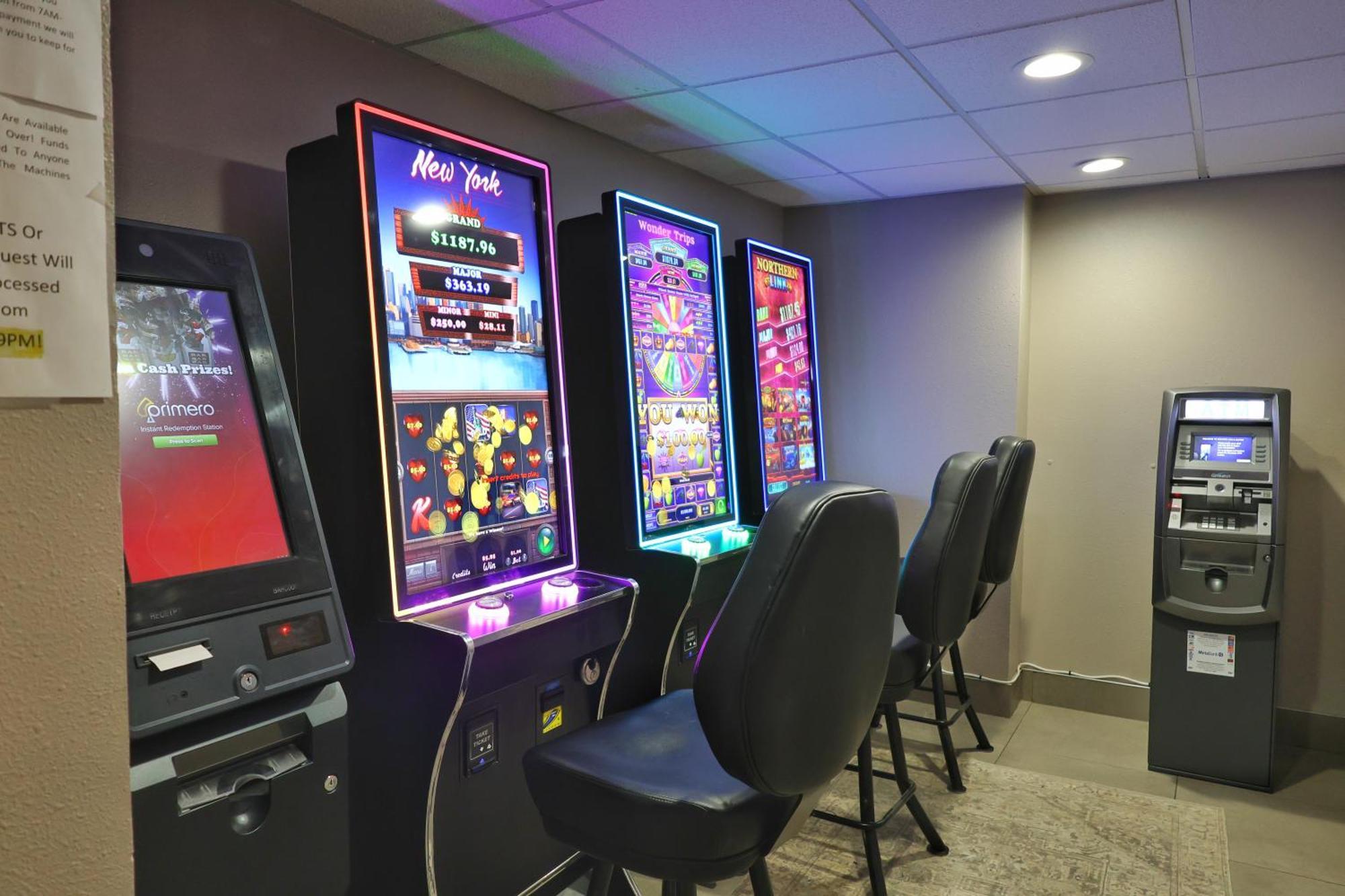 Country Inn & Suites By Radisson, Sparta, Wi Luaran gambar