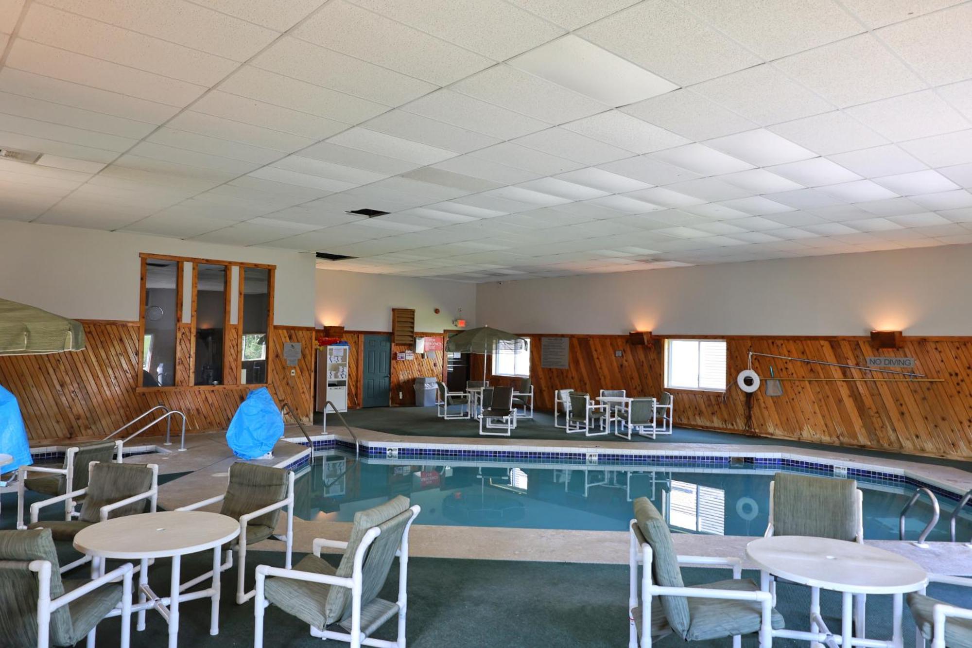 Country Inn & Suites By Radisson, Sparta, Wi Luaran gambar