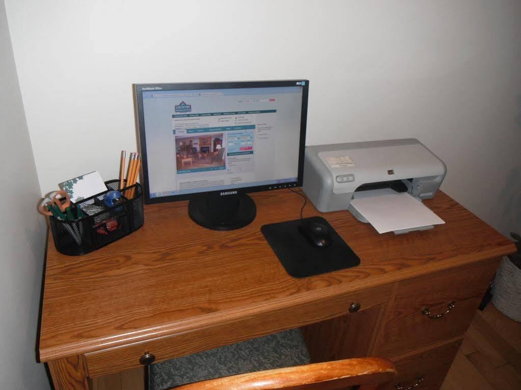 Country Inn & Suites By Radisson, Sparta, Wi Luaran gambar